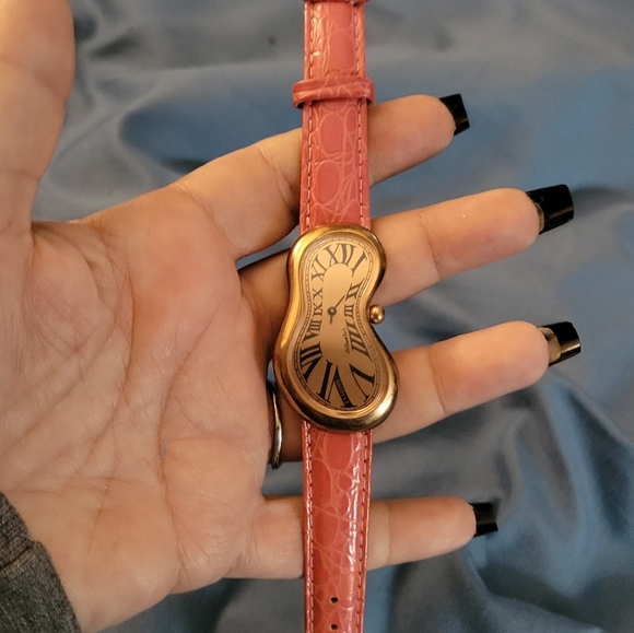💯% AUTHENTIC SALVADORE DALI MELTING SOFT WATCH VINTAGE NEVER WORN HTF - Picture 6 of 12